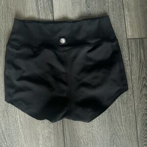Five Dancewear shorts